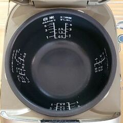 Panasonic 5.5合炊きIH炊飯器の画像