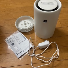お早めに！SHARP FU-RC01-W 空気清浄機の画像