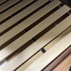 ダブルベッドの画像