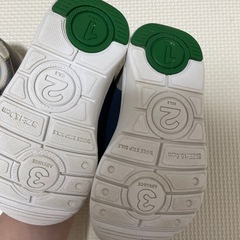 キッズ　ニューバランス　IFMEの画像