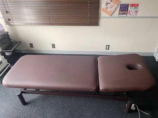 マッサージベッド【電動昇降付き】