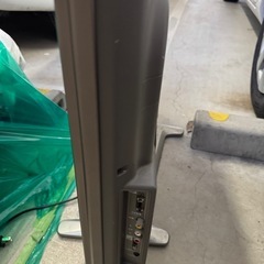32インチ液晶テレビの画像