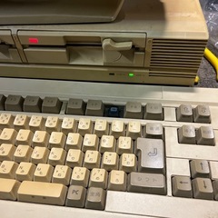 NEC PC-8801MH 起動確認済み　キーボードは不具合？あり　黄ばみ等ありますの画像