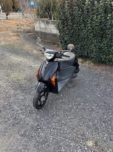 1005.動画あり　スズキ　レッツ5 FI 原付　4スト　バイク　50cc 車体