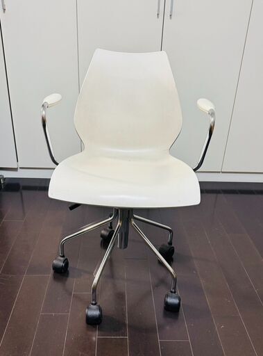 カルテル社 マウイチェア