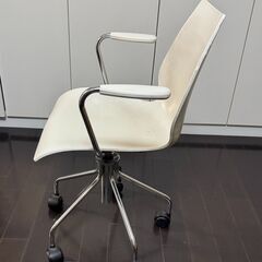 カルテル社 マウイチェアの画像