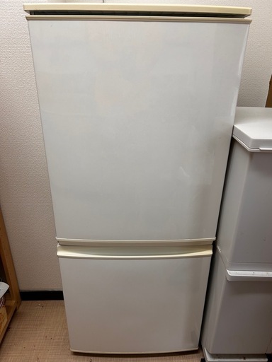 【2014年式 美品】シャープ 冷蔵庫 137L