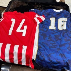サッカー　実業団ユニホーム２枚 NIKE
の画像