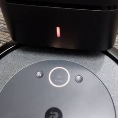iRobot Roomba i3+ (RVD-Y1) ルンバ/お掃除ロボットの画像