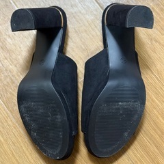 ヒール パンプス 25cm ブラック 黒の画像