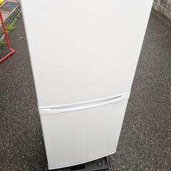 アイリスオーヤマ　2ドア冷蔵庫　IRSD-14A-W　2023年製
