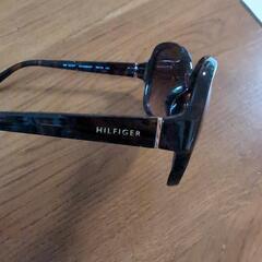 TOMMYHILFIGERトミーフィルフィガー　サングラスの画像