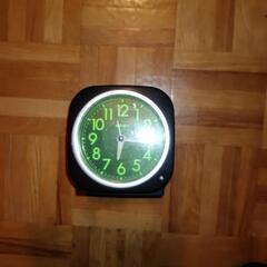 秒針の音のしないSEIKO目覚まし時計