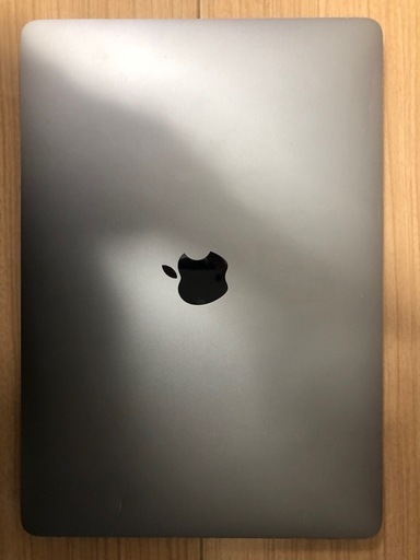 MacBook Pro 2020 13inch 色:スペースグレイ 型番:カスタム CPU:corei7 2.3GHz メモリ:16G