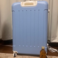 スーツケース　キャリーケース　水色　大型の画像