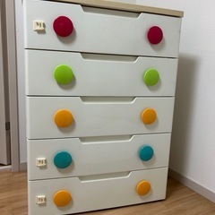 プラスチックタンス