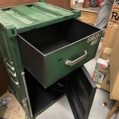 収納ボックス鉄製　の画像