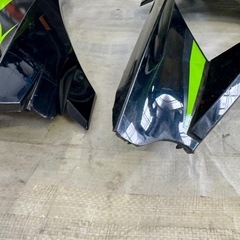 もはやただのプラスチックゴミ？　ARCTIC CAT フロントカウルの画像