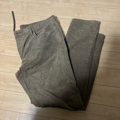 メンズ コーデュロイパンツ ユニクロ