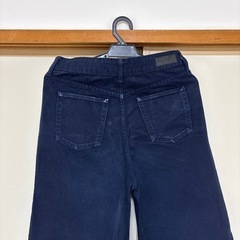 【中古】ベネトン　ネイビーズボン　サイズ27の画像