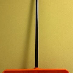 雪かきスコップ