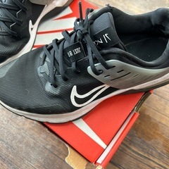 NIKE スニーカー