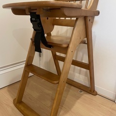 🐍受付中🐍ベビーチェアと踏み台の画像
