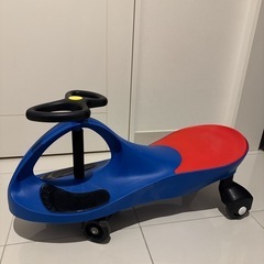 美品！スイングカー！キッズ乗り物