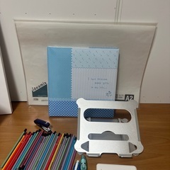 モバイルバッテリー、文房具
