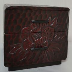 鎌倉彫小物入れ　２段