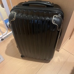 キャリーケース　スーツケース