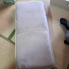座椅子 平たくもなります 2セットの画像