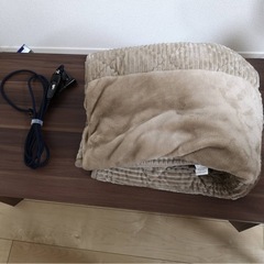 コタツテーブルの画像