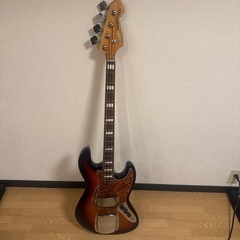 エレキベース

