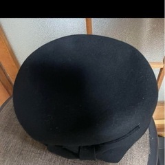 黒いウールフェルトハット リボン付きの画像