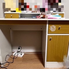 テーブル