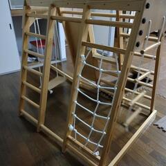 木製遊具 ジャングルジム、ブランコ、すべり台の画像