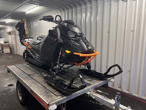 スノーモービル　
2024   SKIDOO G5 エキスパートターボ　154