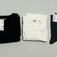 【新品タグ付き】UNIQLO セーター Tシャツ 靴下　メンズM L