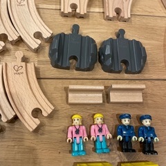 Hape ハペ　機関車　シティ　レール　セット お片付けボックス　線路　電車遊び　プラレールの画像