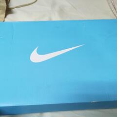 NIKE 23.5cmの画像