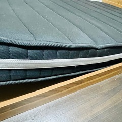 セミダブルベッドの画像