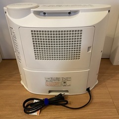 SHARP 加湿セラミックファンヒーター HX-E12E3-Wの画像