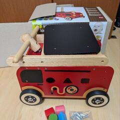 ウォーカーアンドライド 消防車 木製手押し車