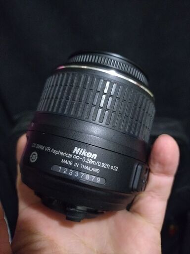 優良品　Nikon AF-S DX NIKKOR 18-55mm F3.5-5.6 G VR 　希少なガタなし