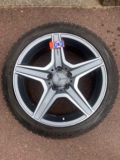 ベンツC200 AMG18インチ ホイール付きスタンドレスタイヤ