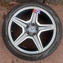 ベンツC200 AMG18インチ ホイール付きスタンドレスタイヤの画像