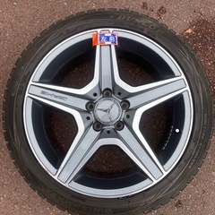 ベンツC200 AMG18インチ ホイール付きスタンドレスタイヤの画像