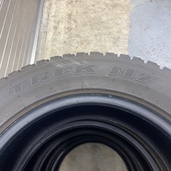 タイヤ スタッドレスタイヤ MAXTREK マックストレック TREK M7 205/65R16 4本の画像