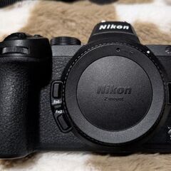 【お譲りします】Nikon Z5 ミラーレス一眼 ボディ 美品